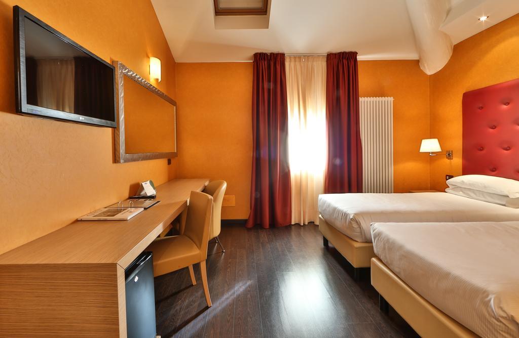 Best Western Hotel Piemontese Μπέργκαμο Εξωτερικό φωτογραφία